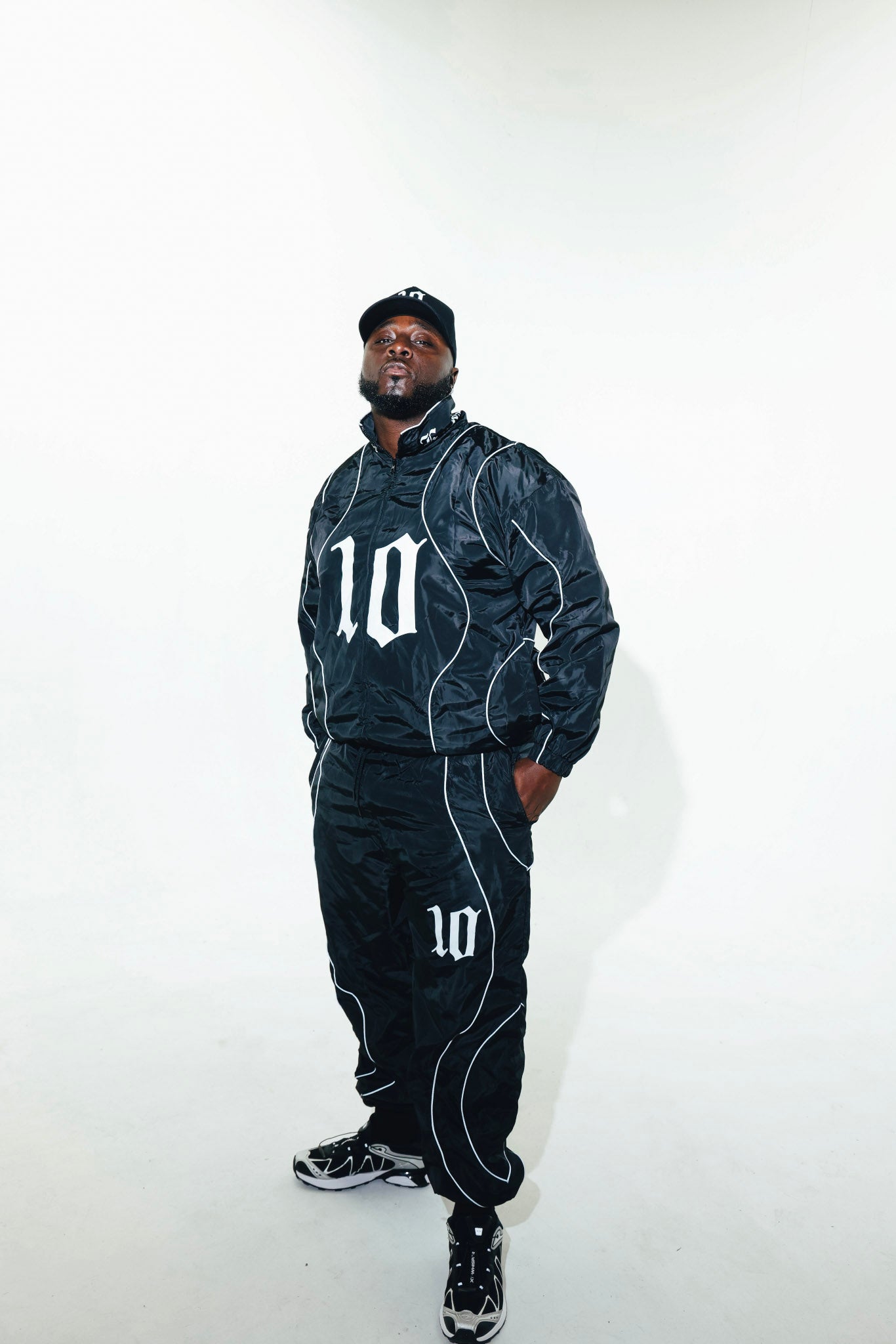 Cloud10 (Black) Reflective Windbreaker Set