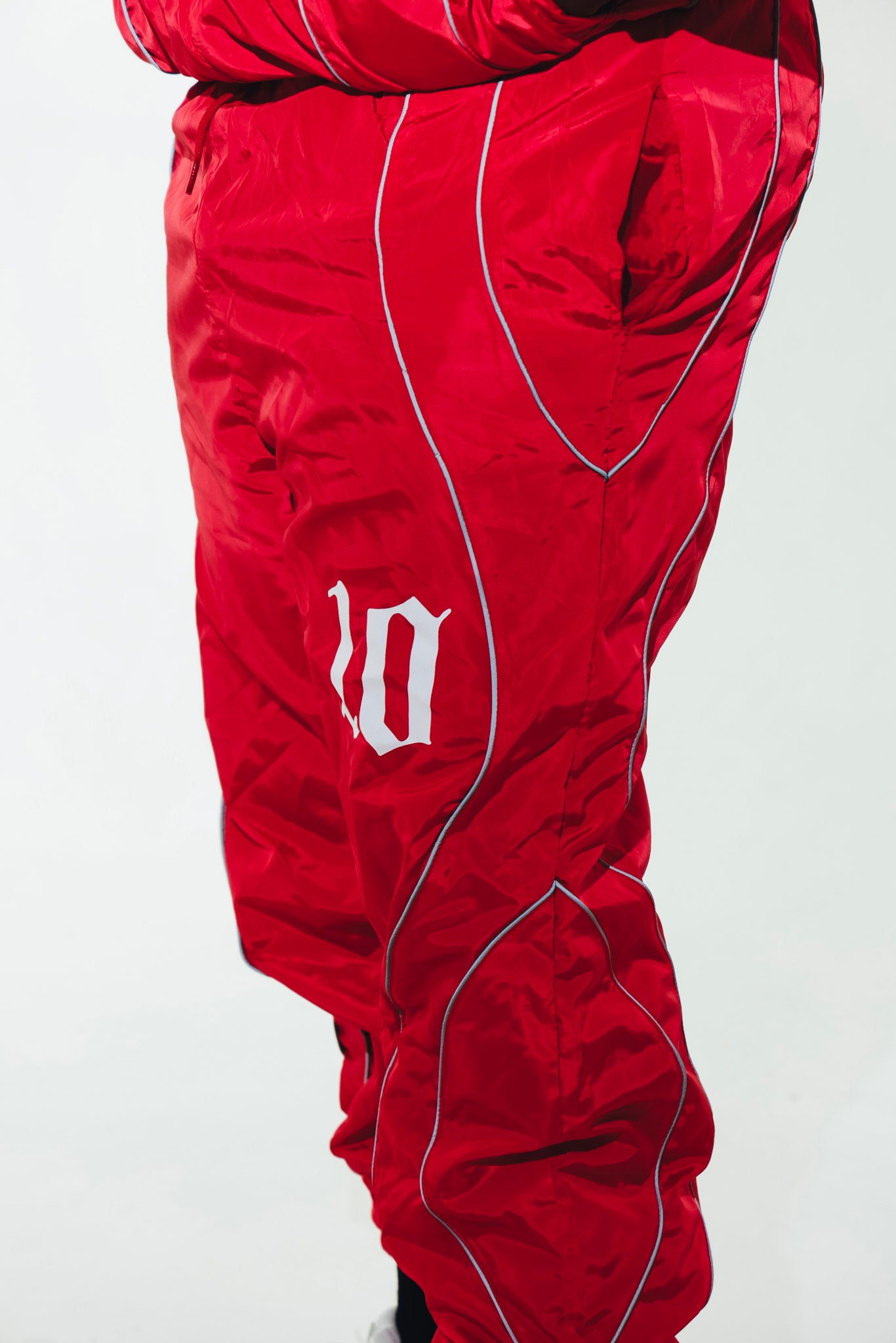 Cloud10 (red) Reflective Windbreaker Set